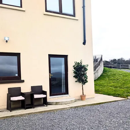 With Private Pool Sleeps 5 Lägenhet